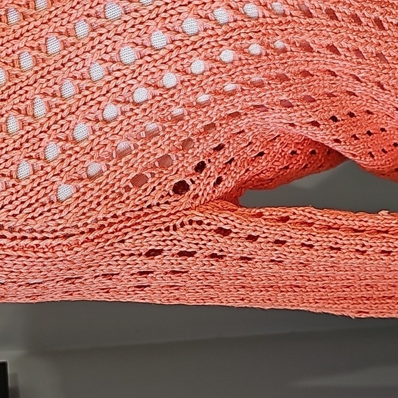 ROCK & REPUBLIC, Coral open knit high low sweater size small. - Picture 3 of 7